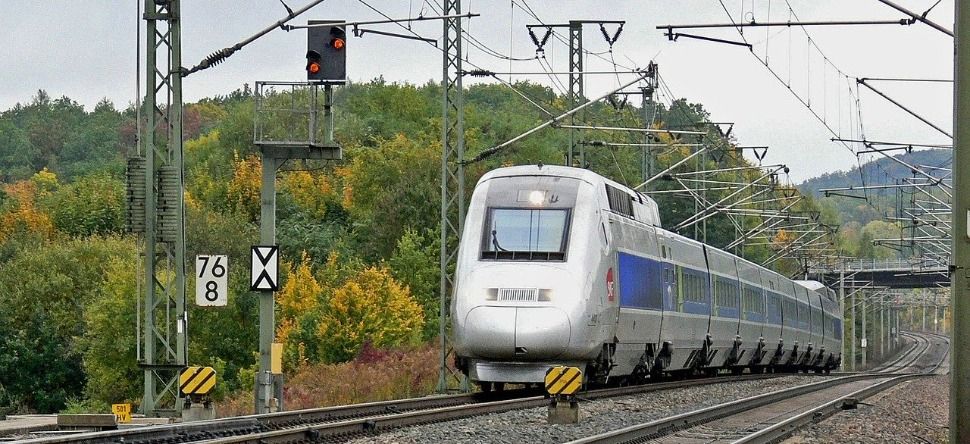 Un TGV Strasbourg-Paris déraille, une vingtaine de blessés et le